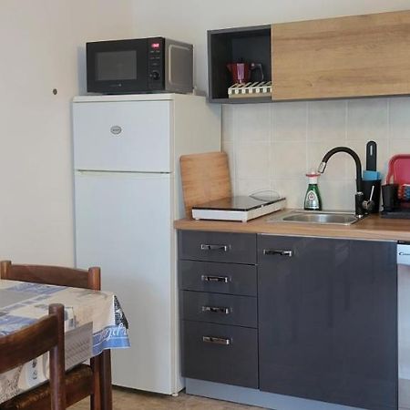 Apartmani Sonia Njivice Eksteriør billede