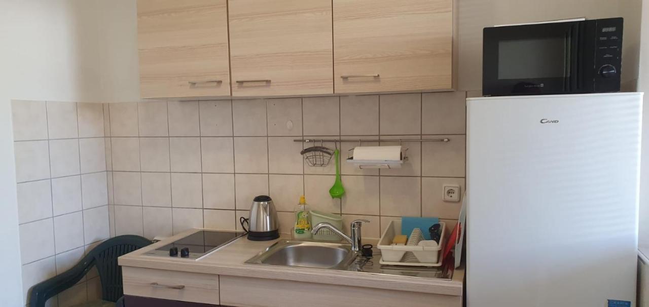Apartmani Sonia Njivice Eksteriør billede