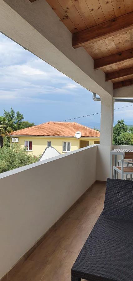 Apartmani Sonia Njivice Eksteriør billede