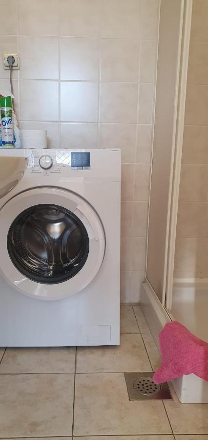 Apartmani Sonia Njivice Eksteriør billede