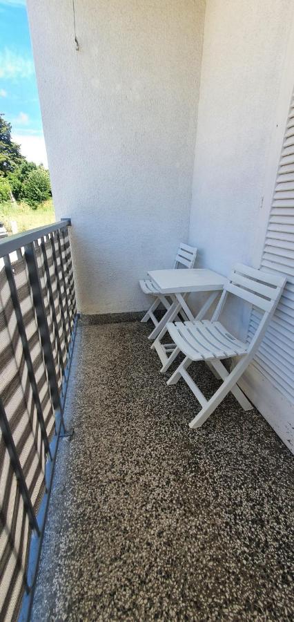 Apartmani Sonia Njivice Eksteriør billede