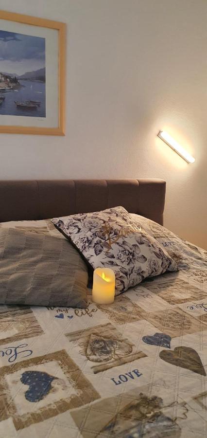 Apartmani Sonia Njivice Eksteriør billede